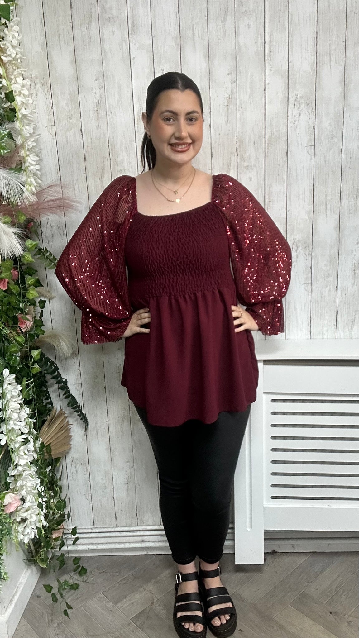 Suzie onesize 16-22 £24.99