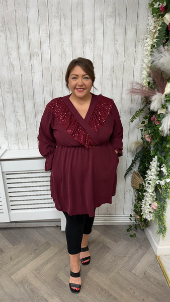 Tia onesize 18-24 £25.99