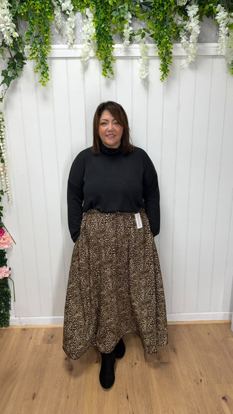 Leopard skirt onesize 18-26 £22.99