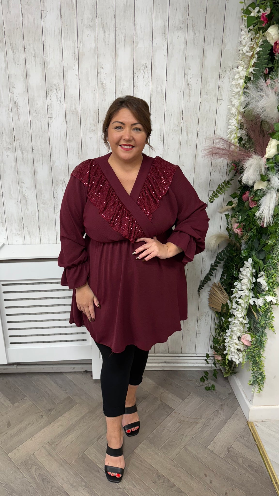 Tia onesize 18-24 £25.99