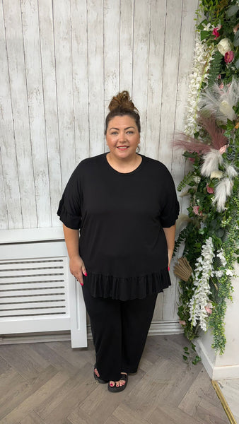 Sammy 2 piece onesize 18-26 £23.99