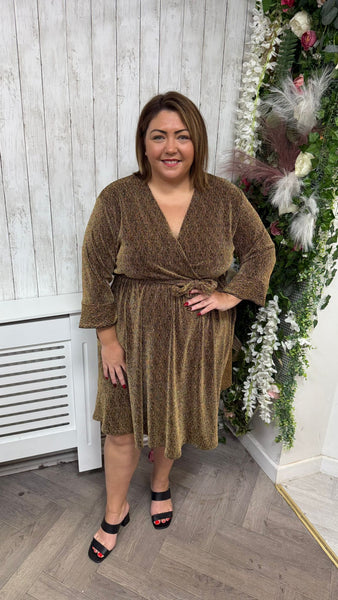 Ruth Gold onesize 18-28 £29.99