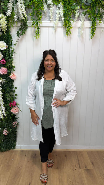 Cheesecloth shirt white fits upto 24 £23.99