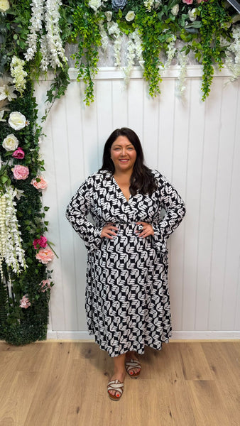 Claire onesize 16-28 £19.99