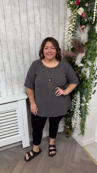 Amy Onesize 16-22 £18.99