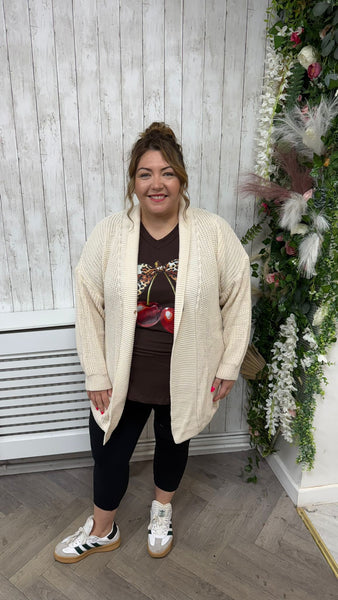 Cassie cardigan onesize 16-24 £22.99