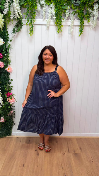 Leanne Onesize 16-24 £19.99