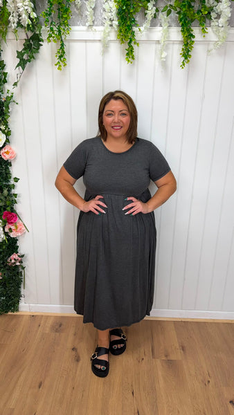 Amy Onesize 16-24 £22.99