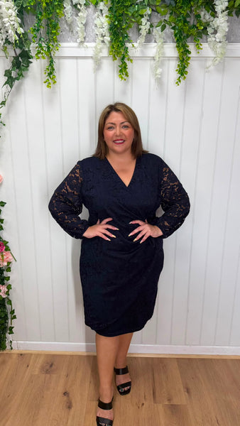 Olivia onesize 18-24 £17.99