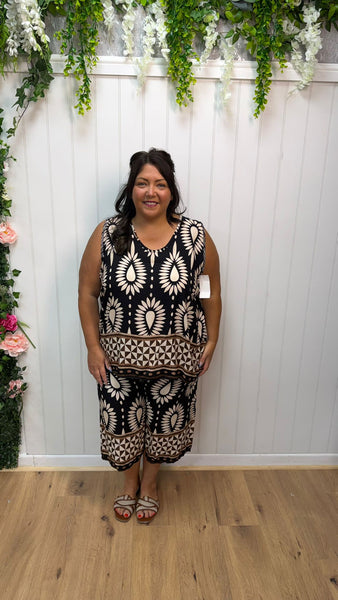 Ruth trousers black onesize 16-20 £15.99