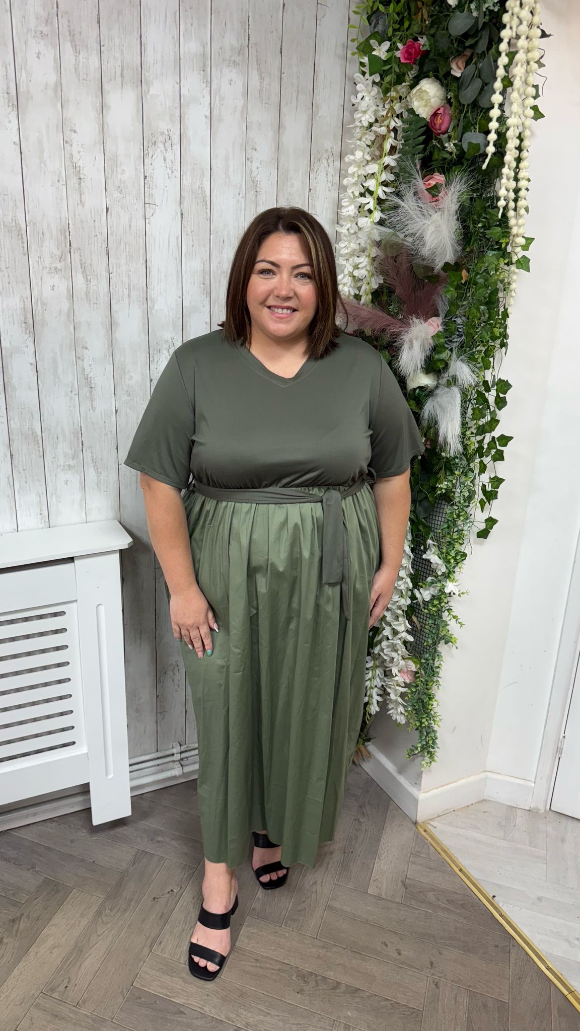 Laura khaki Onesize 16-26 £28.99
