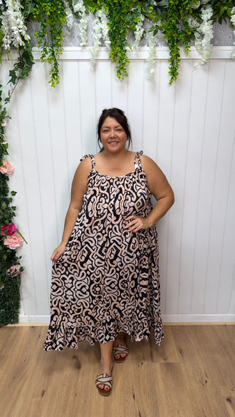 Lisa onesize 18-26 £21.99