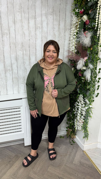 Riley Onesize 16-22 £21.99