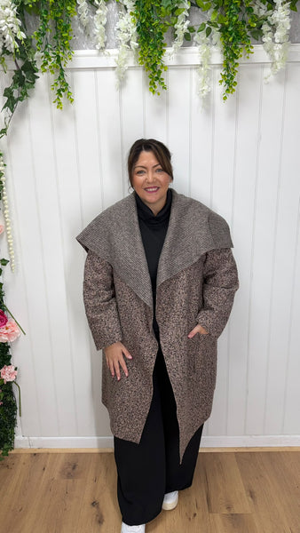 Boucle coat onesize 16-24 £24.99