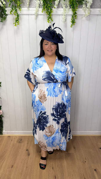 Bella onesize 18-26 £32.99