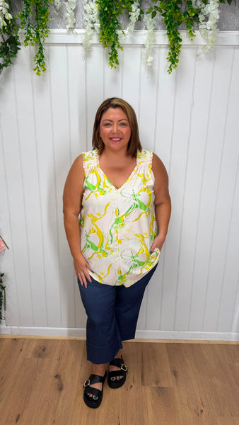 Leanne pattern onesize 16-24 £21.99