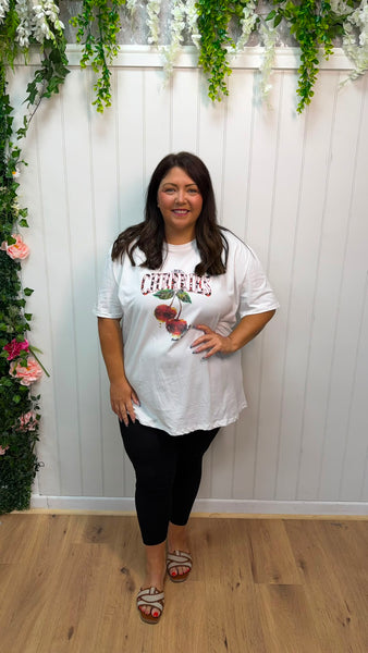 Cherries T-shirt onesize 16-24 £17.99