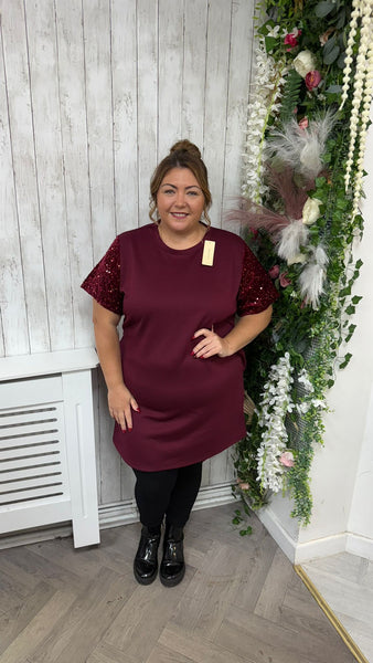 Emily onesize 16-22/24 £23.99