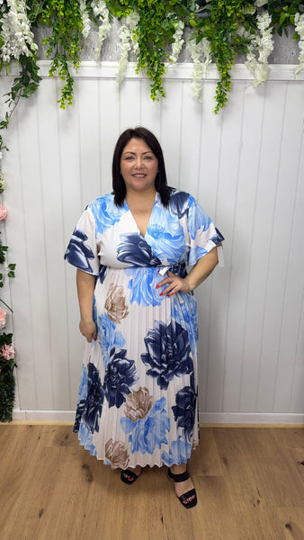Bella onesize 18-26 £32.99