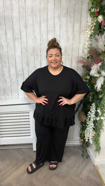 Sammy 2 piece onesize 18-26 £23.99