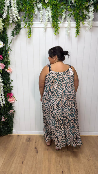Lisa onesize 18-26 £21.99