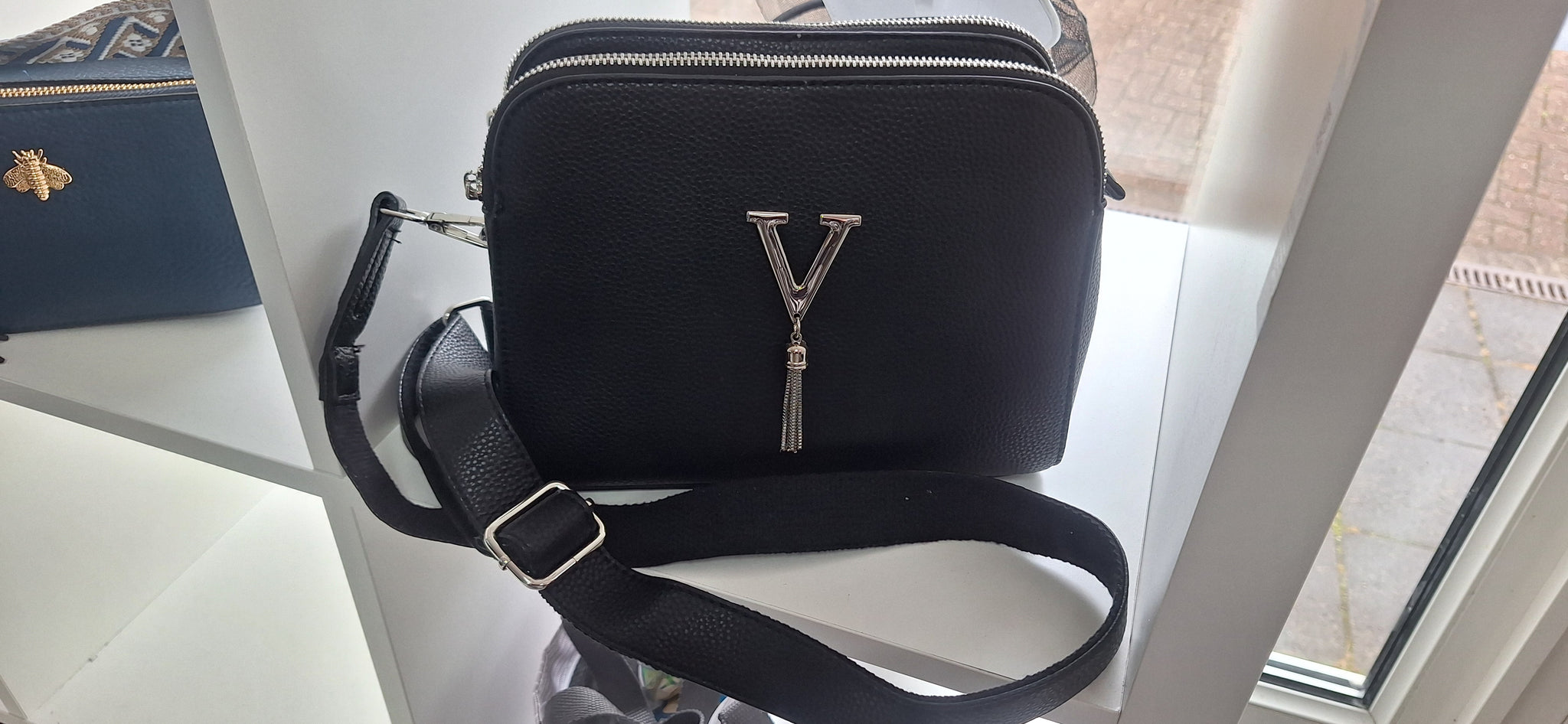 V Bag £19.99