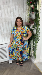 Lauren Onesize 16-28 £29.99