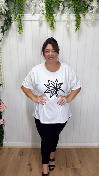 T-shirt onesize 16-24 £17.99