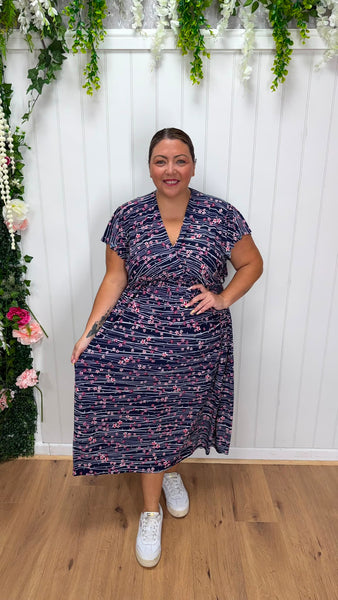 Holly Onesize 16-28 £29.99