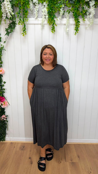 Amy Onesize 16-24 £22.99