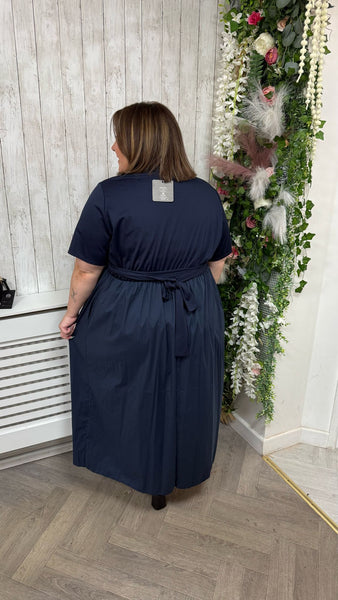 Laura navy onesize 16-26 £28.99