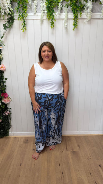 Bethan onesize 16-24 £21.99