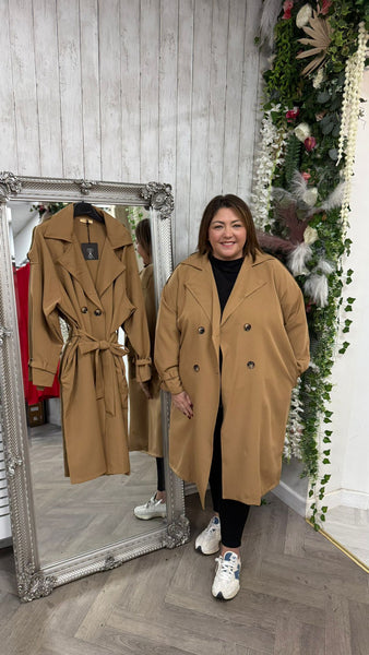 Laura Trench onesize 16-24 £29.99