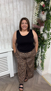 Leopard tan Wide leg trousers Onesize 16-24 £21.99