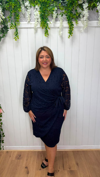 Olivia onesize 18-24 £17.99