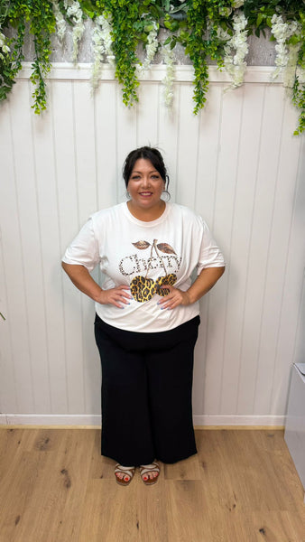 T-shirt onesize 18-24 £17.99
