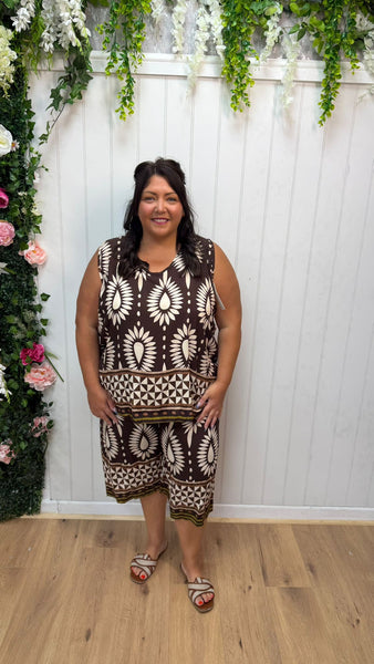 Ruth trousers brown Onesize 16-20 £15.99