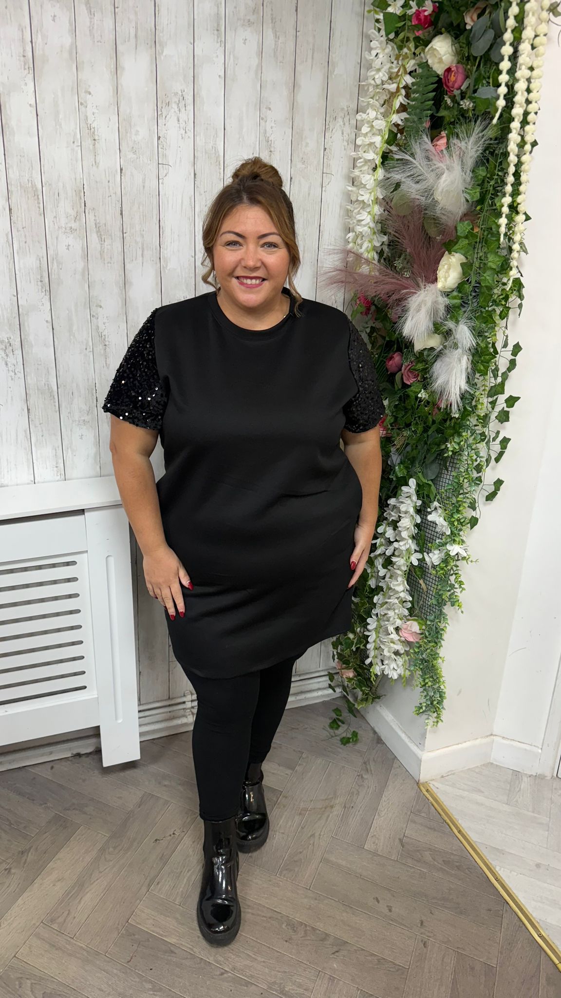 Emily onesize 16-22/24 £23.99