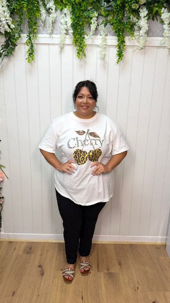 T-shirt onesize 18-24 £17.99