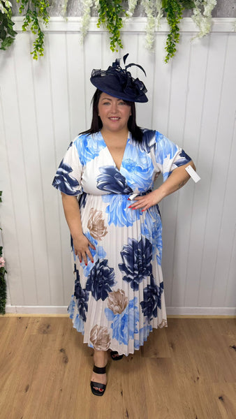 Bella onesize 18-26 £32.99