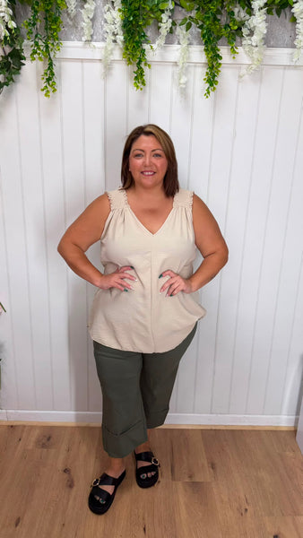 Leanne Onesize 16-24 £21.99